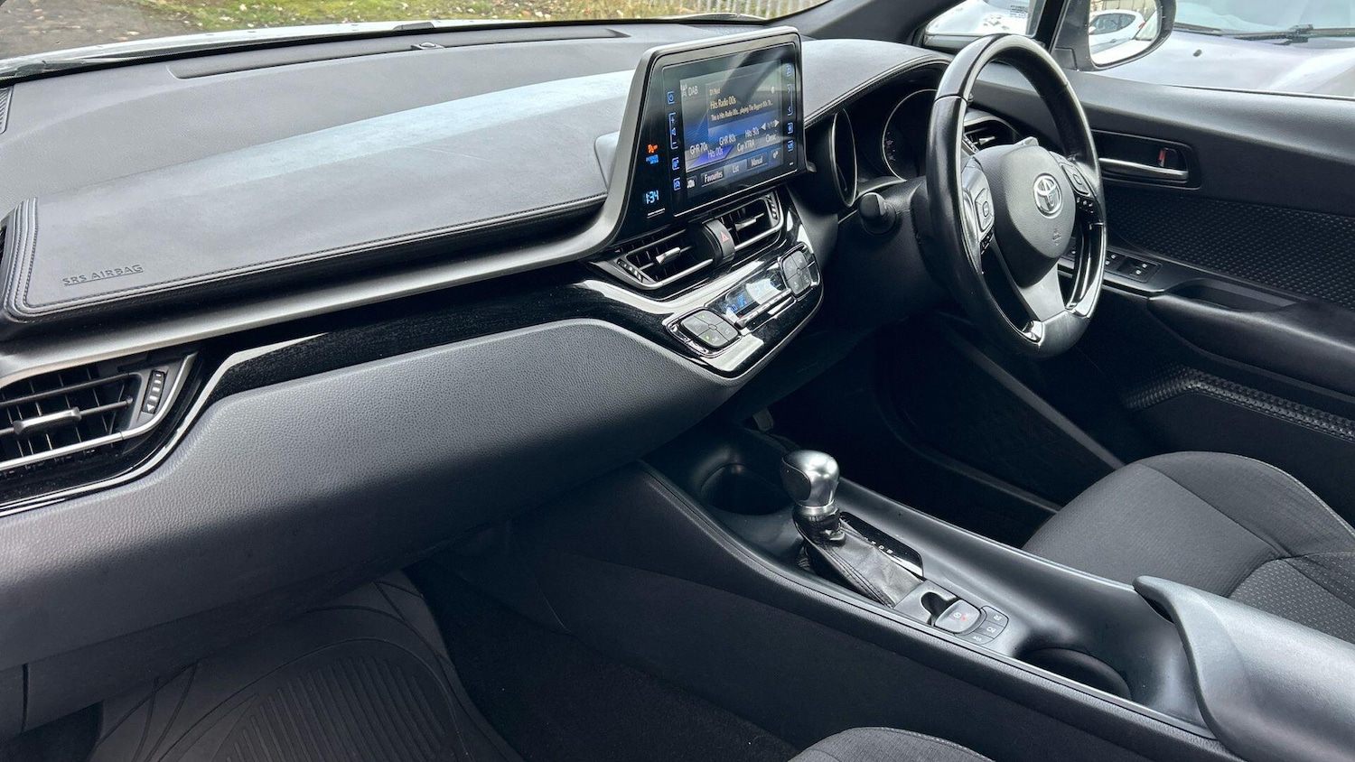 Used Toyota C-HR 2018 for sale - 76781821: Photo 37