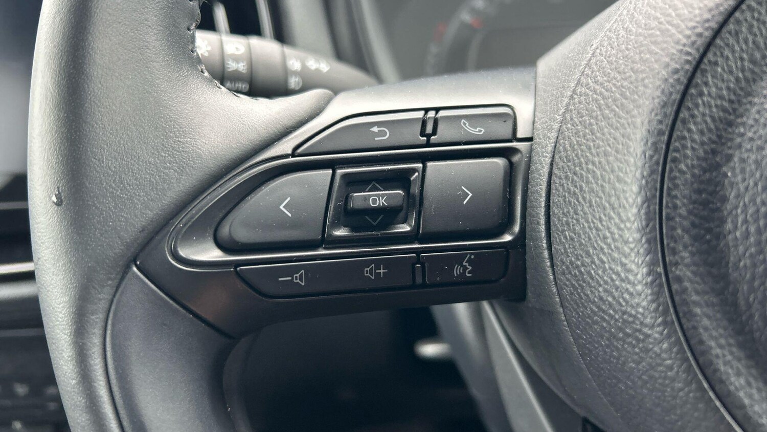 Used Toyota Aygo X 2022 for sale - 77939403: Photo 33