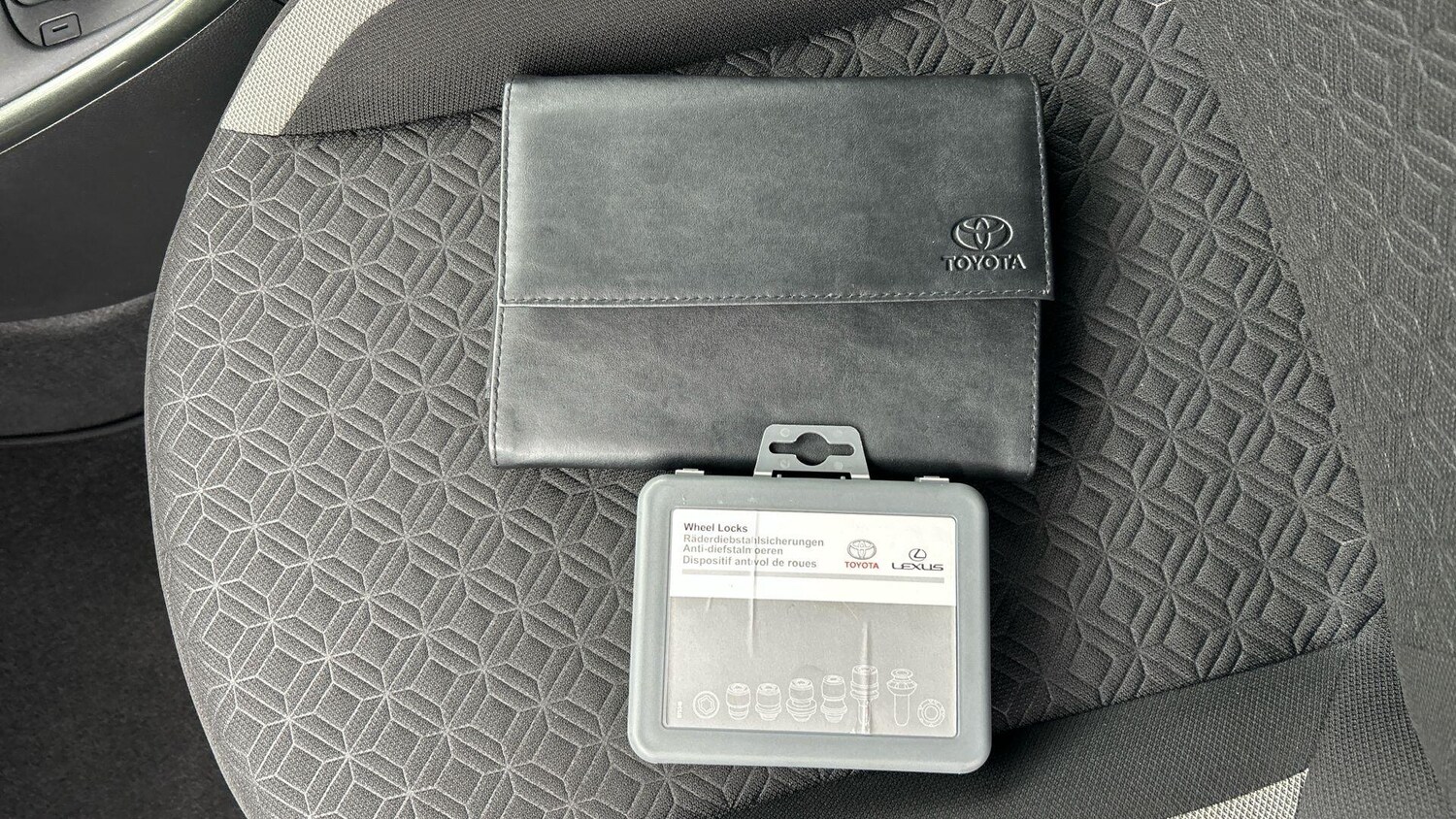 Used Toyota Aygo X 2022 for sale - 77939403: Photo 39