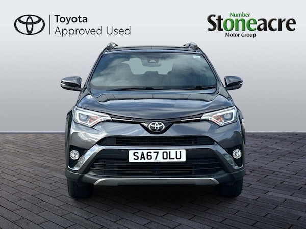 Used Toyota RAV4 2017 for sale - 76226887: Photo 10