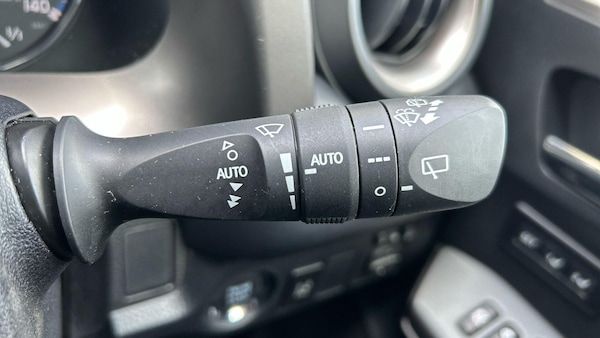 Used Toyota RAV4 2017 for sale - 76226887: Photo 39