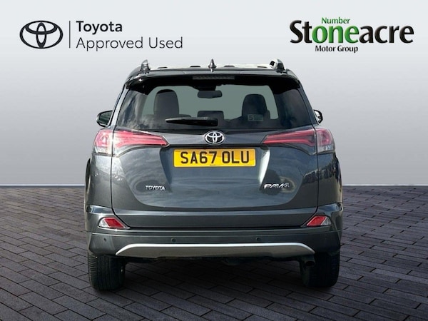 Used Toyota RAV4 2017 for sale - 76226887: Photo 6