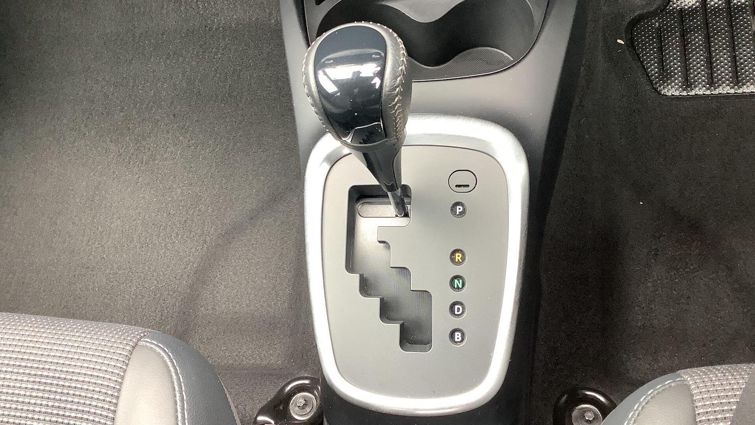 Used Toyota Yaris 2019 for sale - 78006378: Photo 29