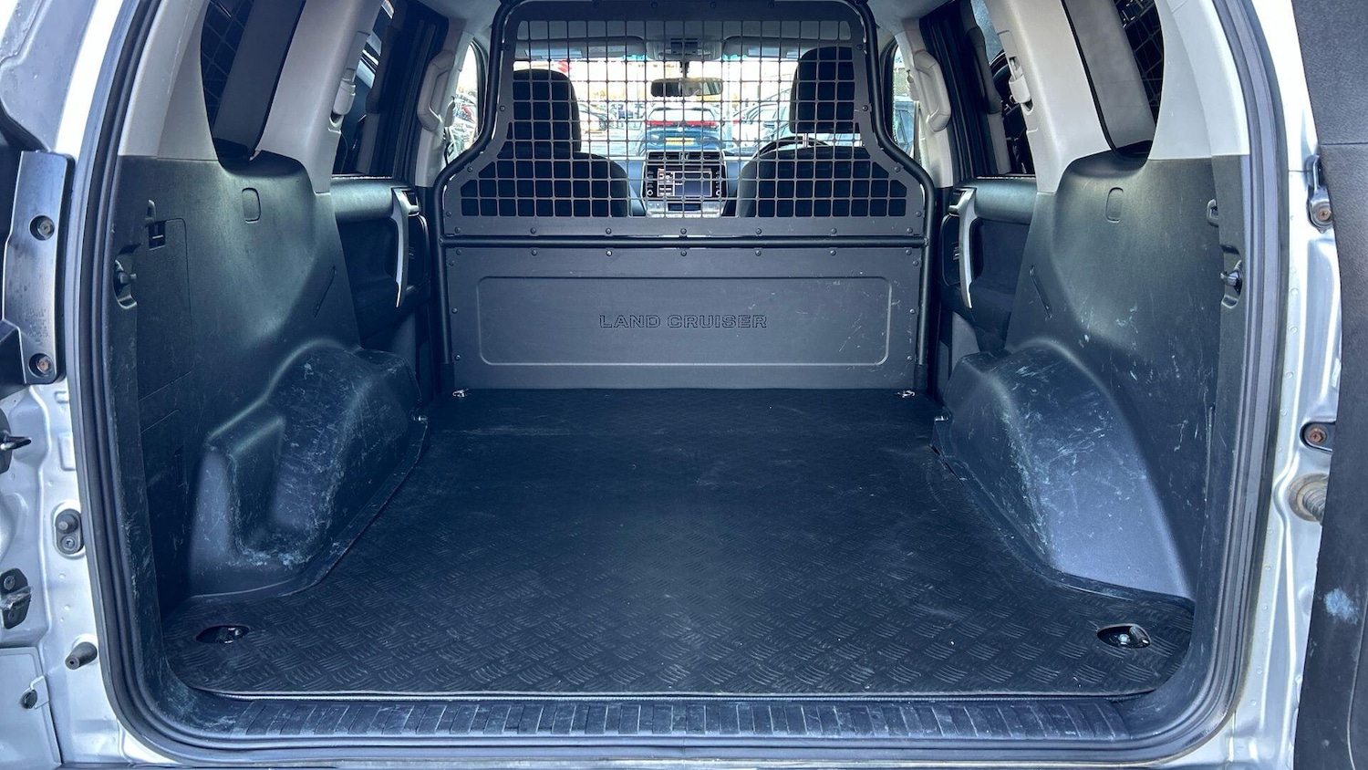 Used Toyota Land Cruiser 2021 for sale - 76657177: Photo 18