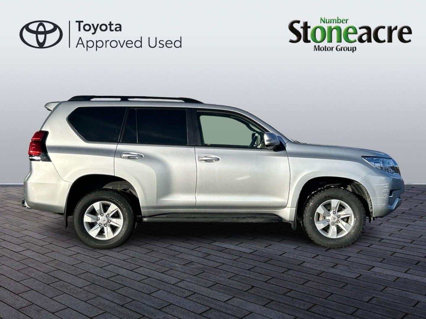 Used Toyota Land Cruiser 2021 for sale - 76657177: Photo 2