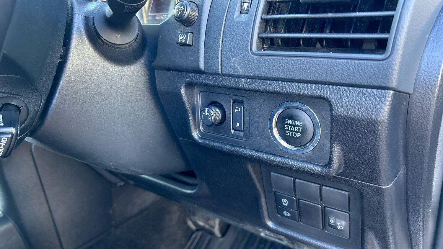 Used Toyota Land Cruiser 2021 for sale - 76657177: Photo 36