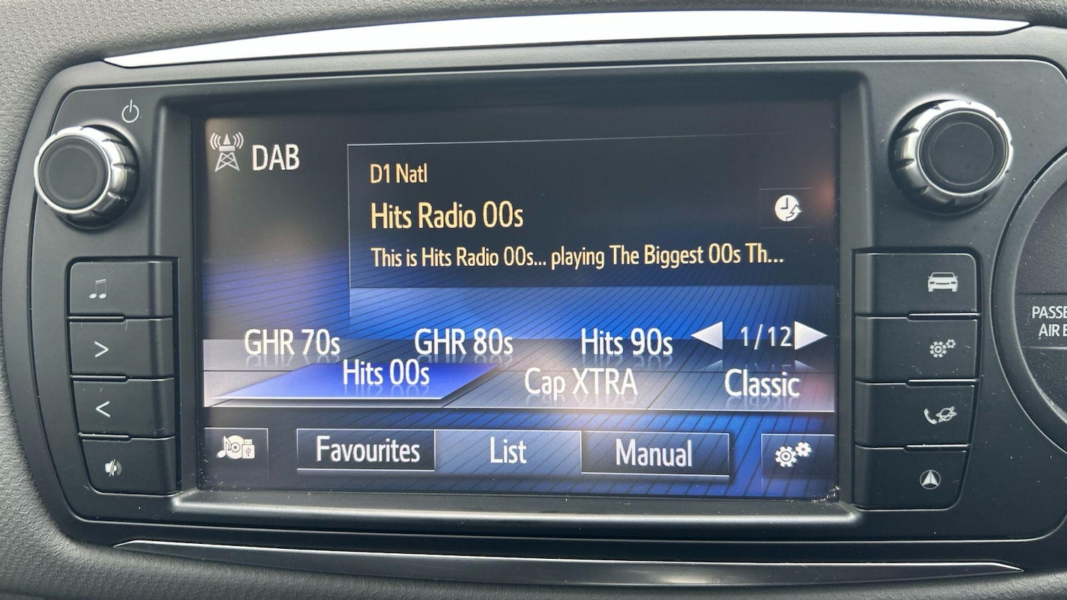 Used Toyota Yaris 2016 for sale - 77670668: Photo 24