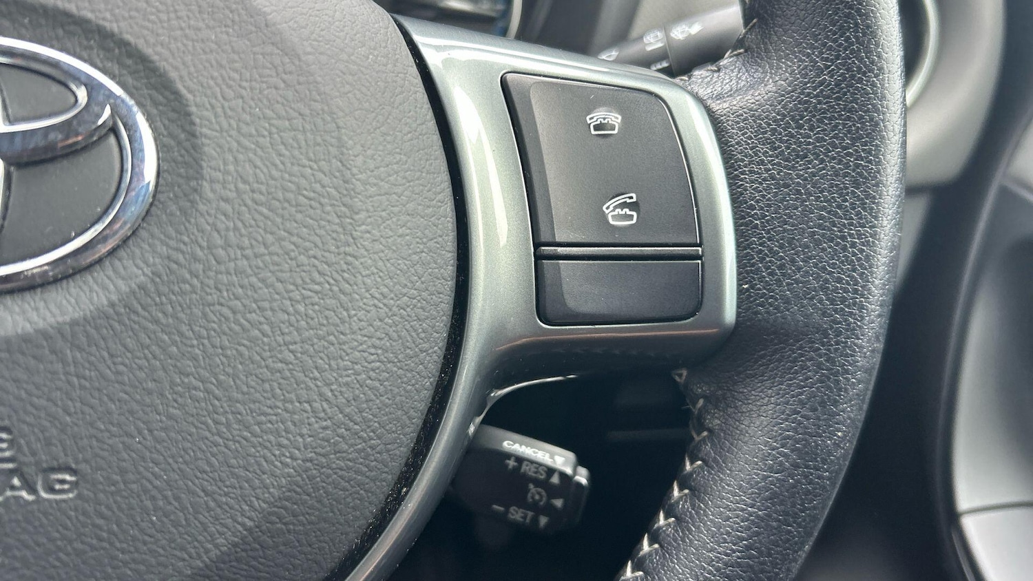 Used Toyota Yaris 2016 for sale - 77670668: Photo 35