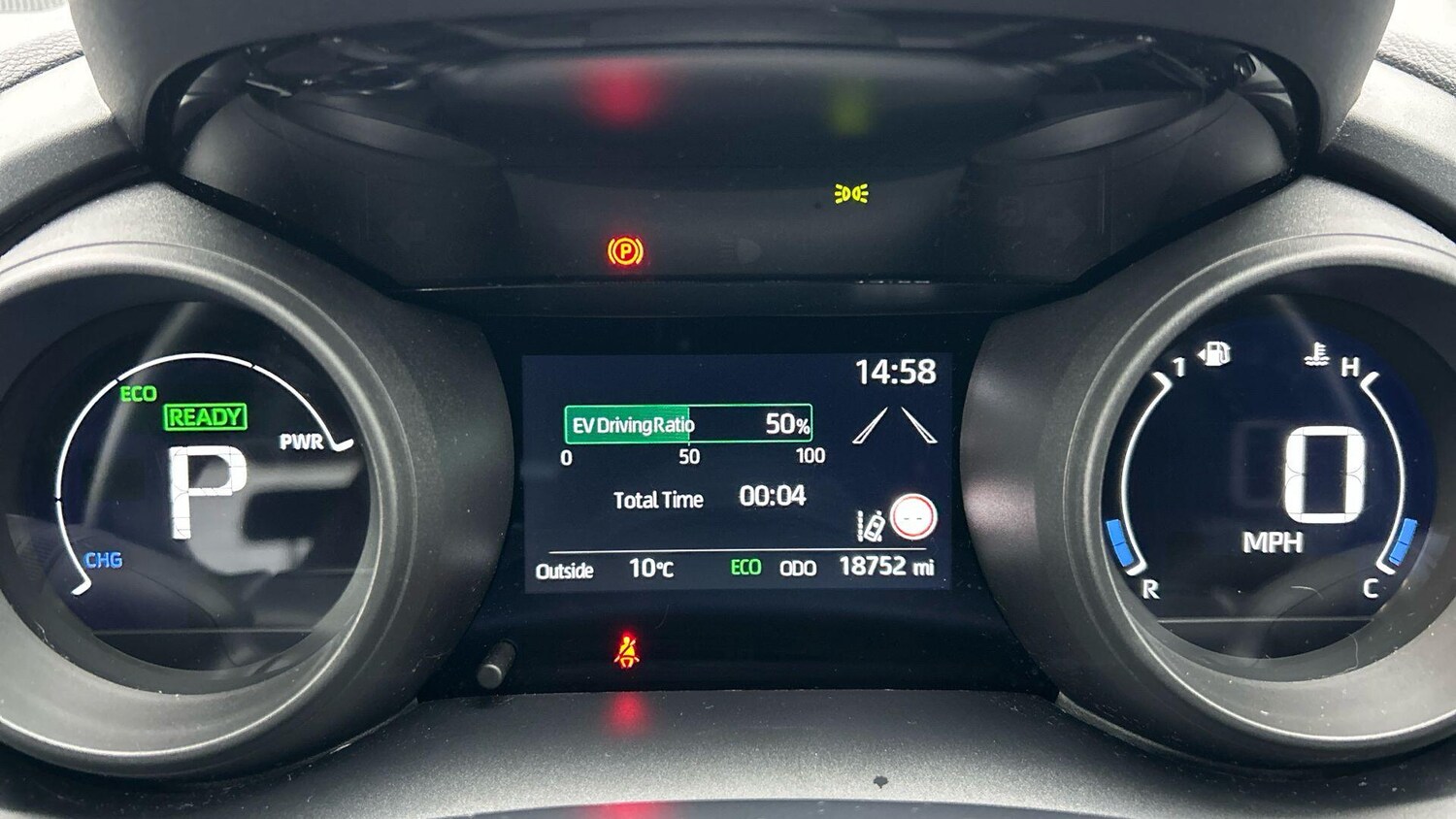 Used Toyota Yaris Cross 2023 for sale - 77939637: Photo 13