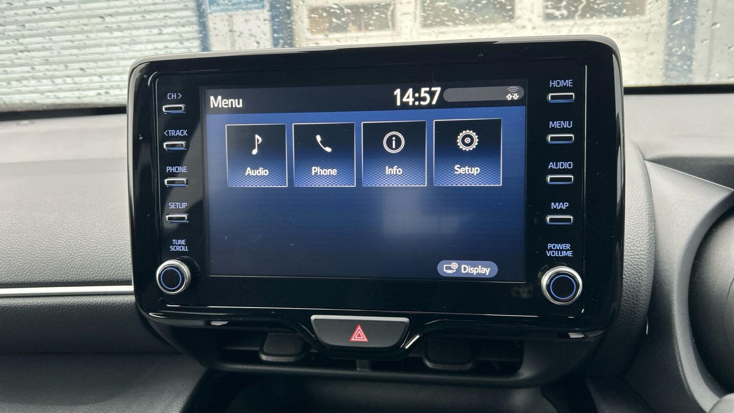 Used Toyota Yaris Cross 2023 for sale - 77939637: Photo 26