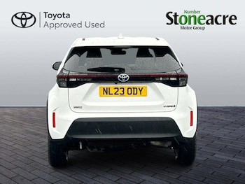 Used Toyota Yaris Cross 2023 for sale - 77939637: Photo