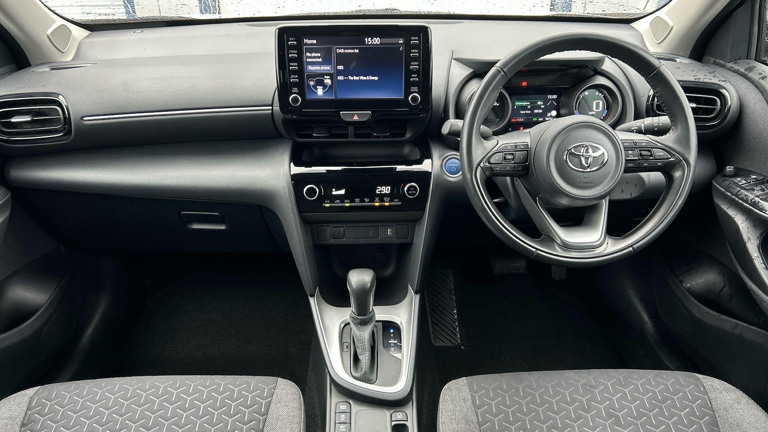 Used Toyota Yaris Cross 2023 for sale - 77939637: Photo 9