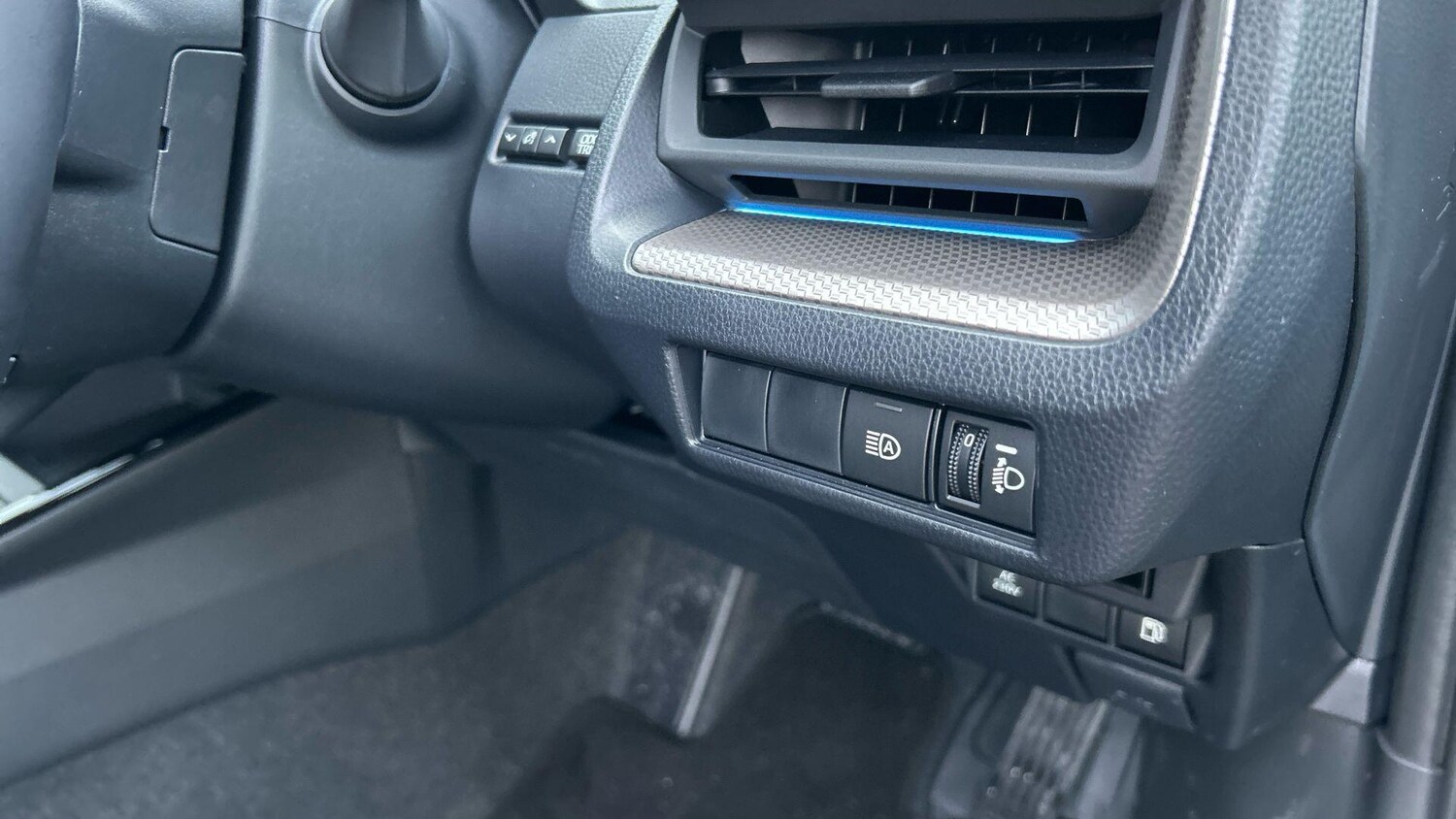 Used Toyota Prius for sale - 77768681: Photo 42