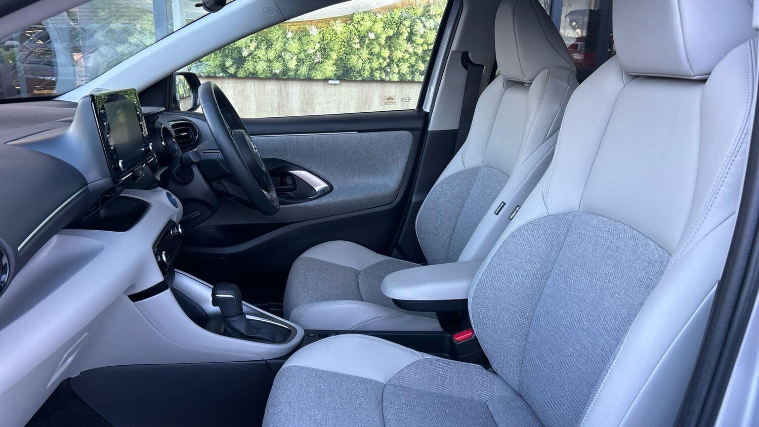 Used Toyota Yaris 2022 for sale - 77723243: Photo 14