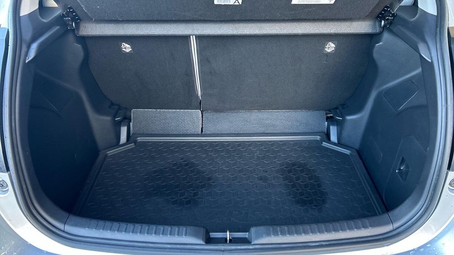 Used Toyota Yaris 2022 for sale - 77723243: Photo 18