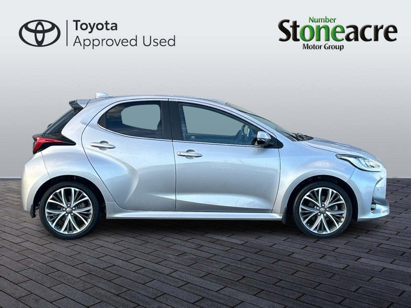 Used Toyota Yaris 2022 for sale - 77723243: Photo 2