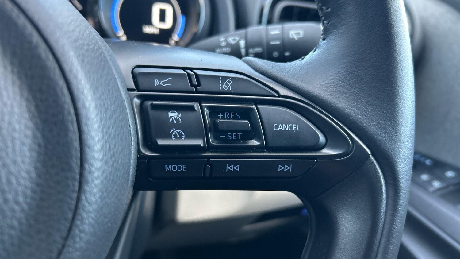 Used Toyota Yaris 2022 for sale - 77723243: Photo 37