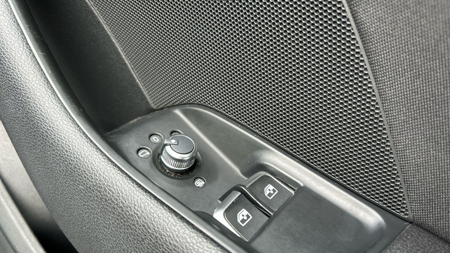 Used Audi A3 2016 for sale - 76361504: Photo 37