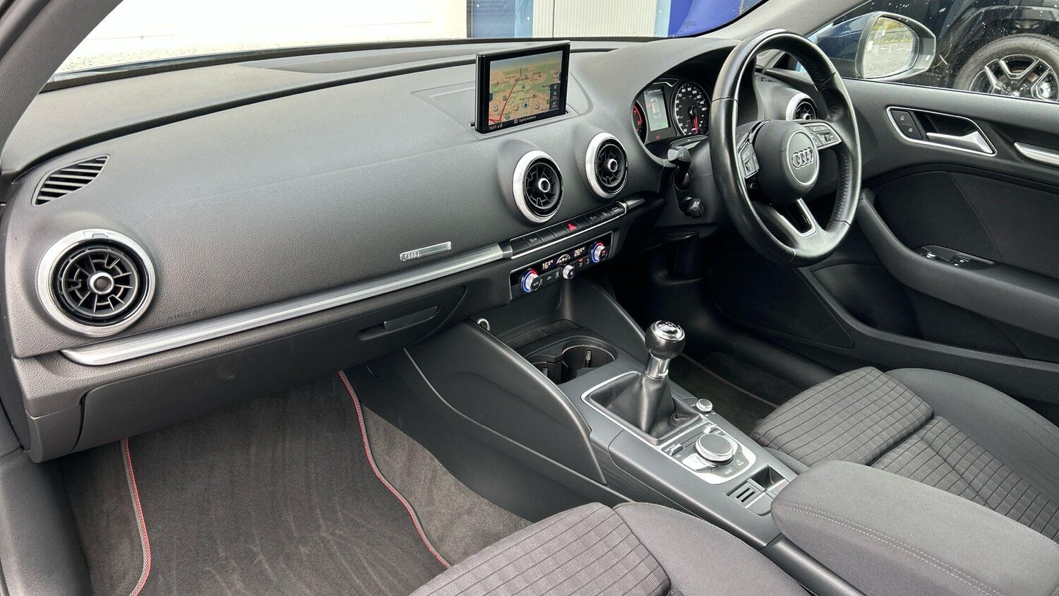 Used Audi A3 2016 for sale - 76361504: Photo 40