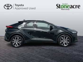 Used Toyota C-HR 2025 for sale - 79049438: Photo