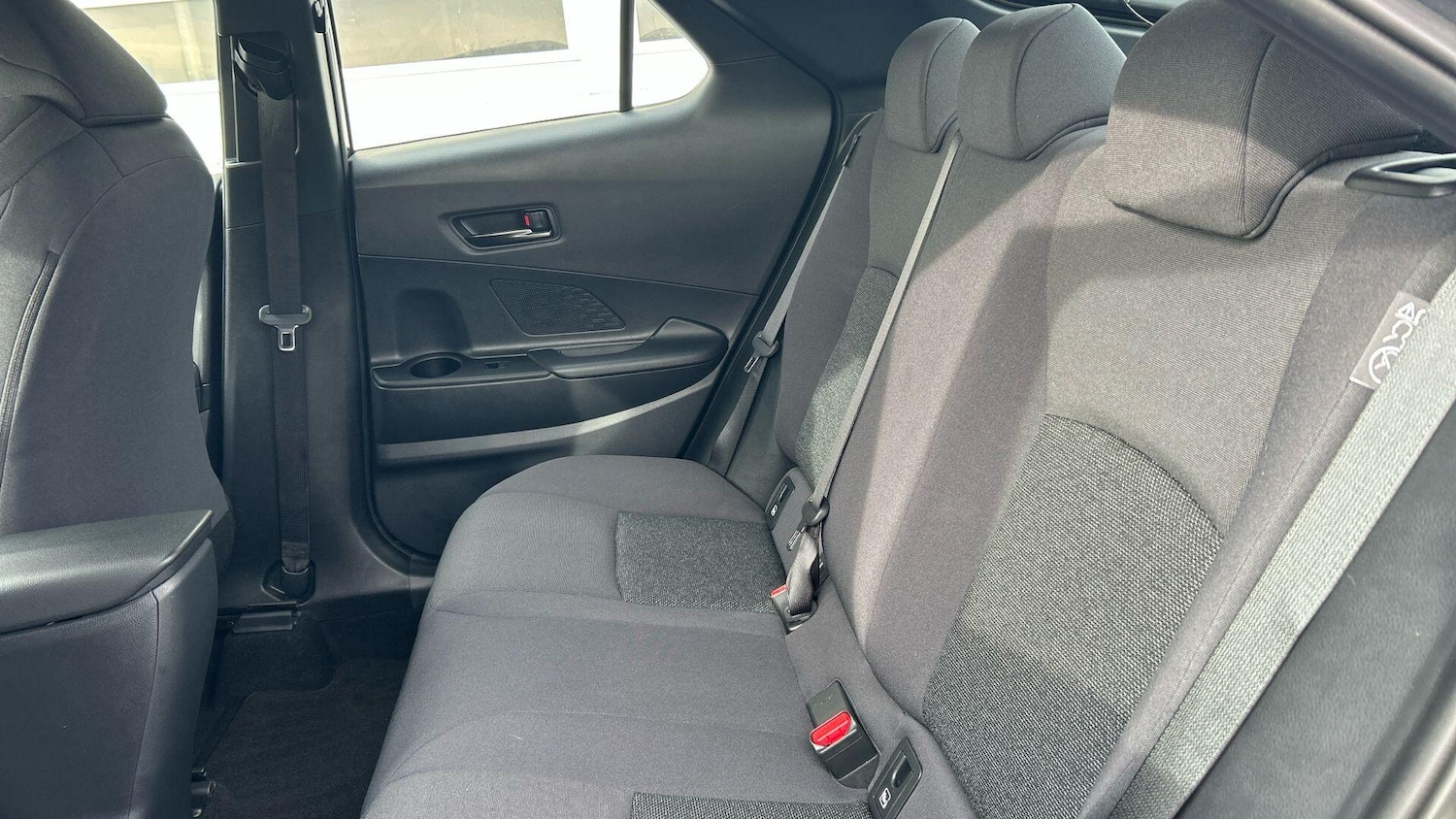 Used Toyota C-HR 2024 for sale - 76370815: Photo 19