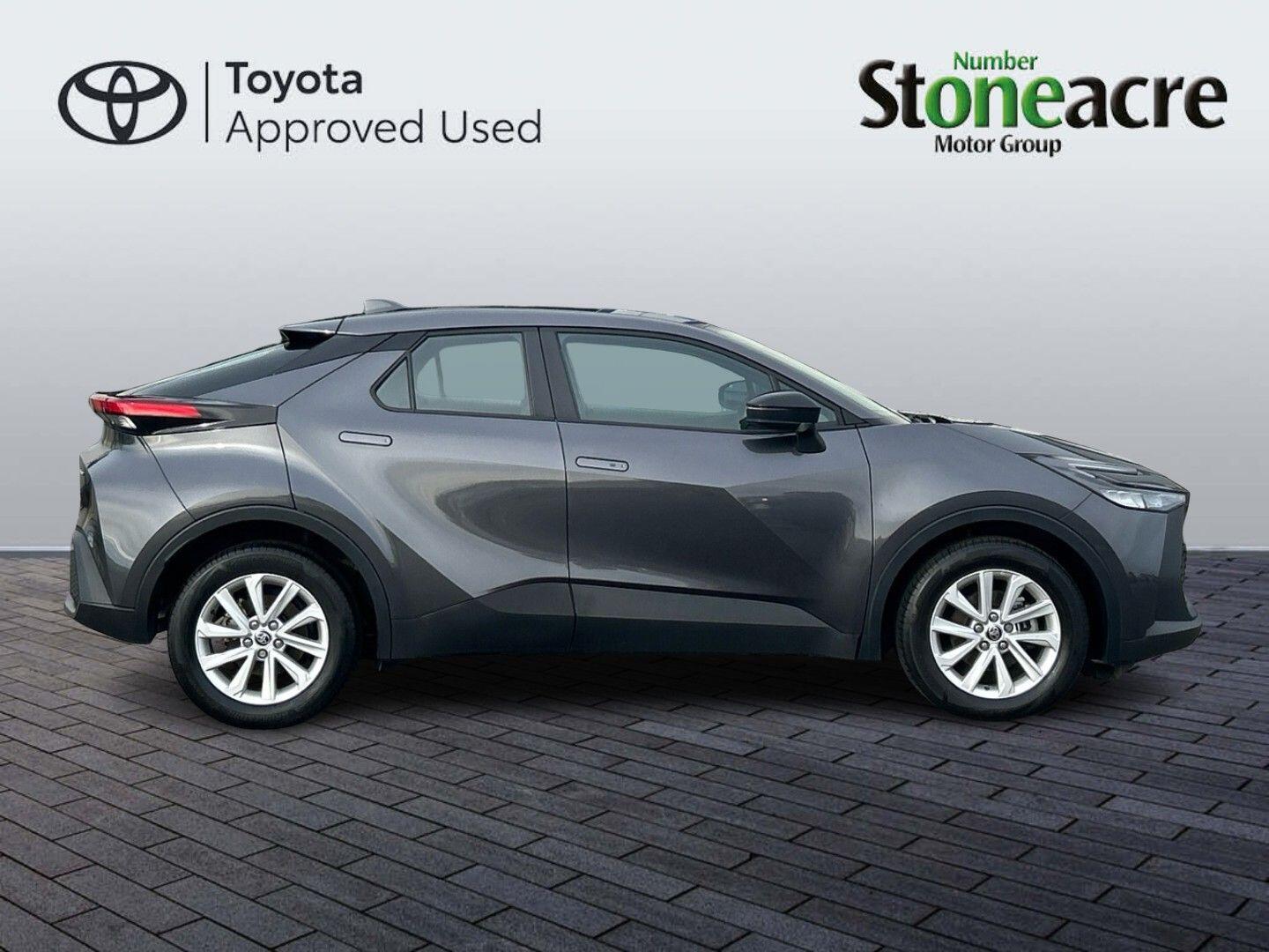 Used Toyota C-HR 2024 for sale - 76370815: Photo 4