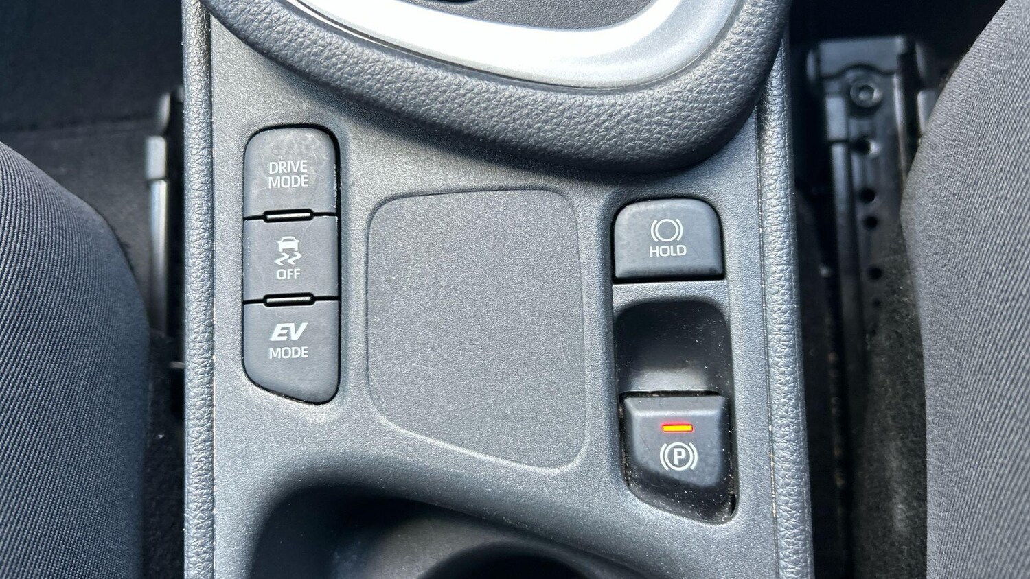 Used Toyota Yaris for sale - 78116510: Photo 34