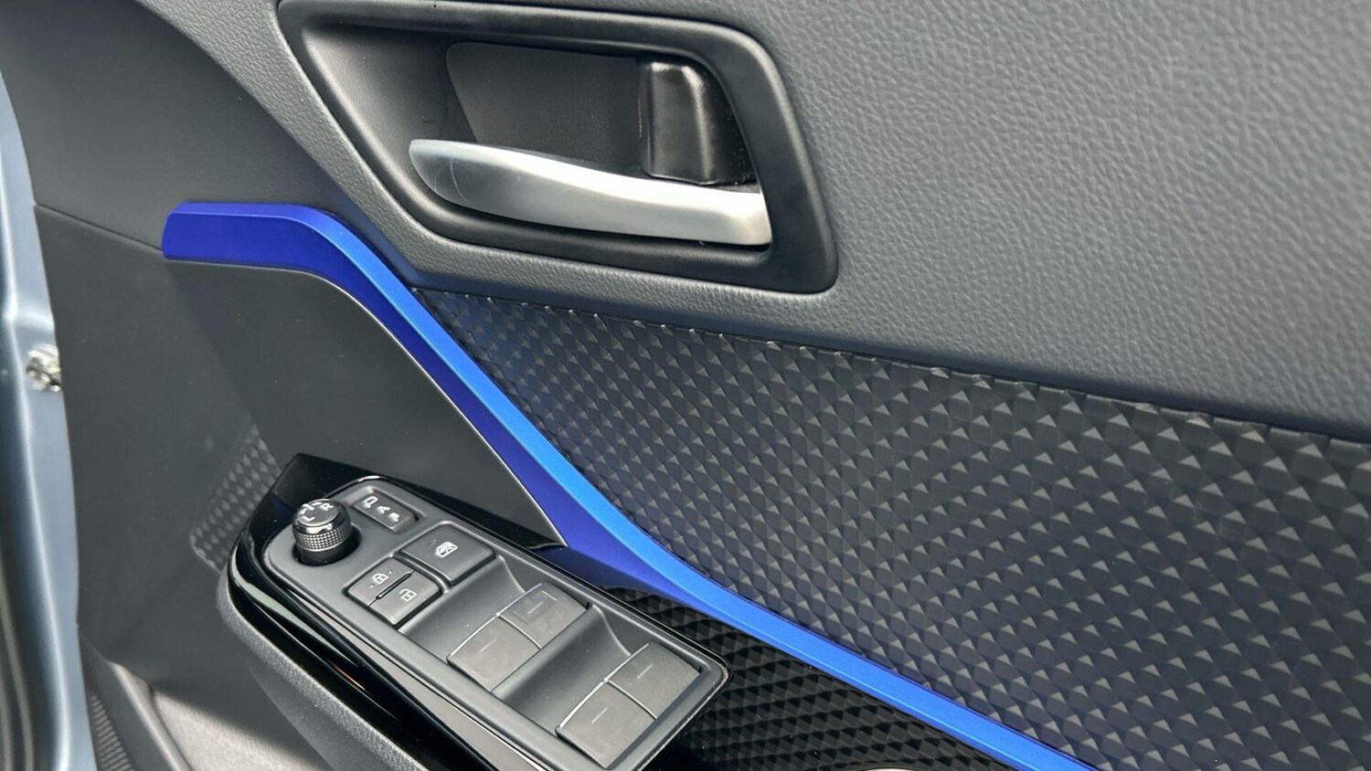 Used Toyota C-HR 2020 for sale - 76886150: Photo 38