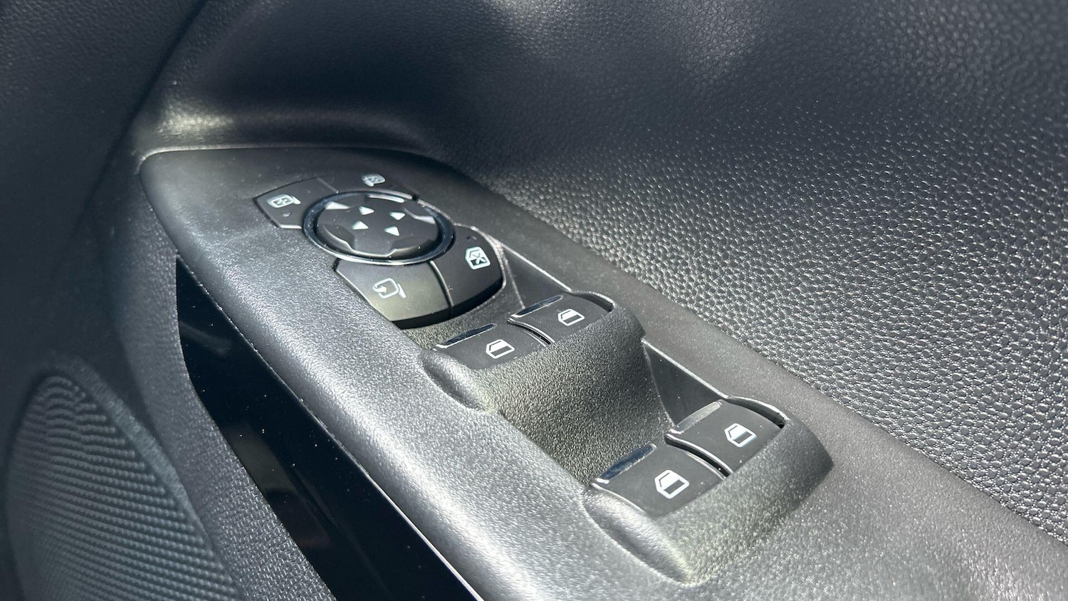 Used Ford Ecosport 2023 for sale - 76002370: Photo 39