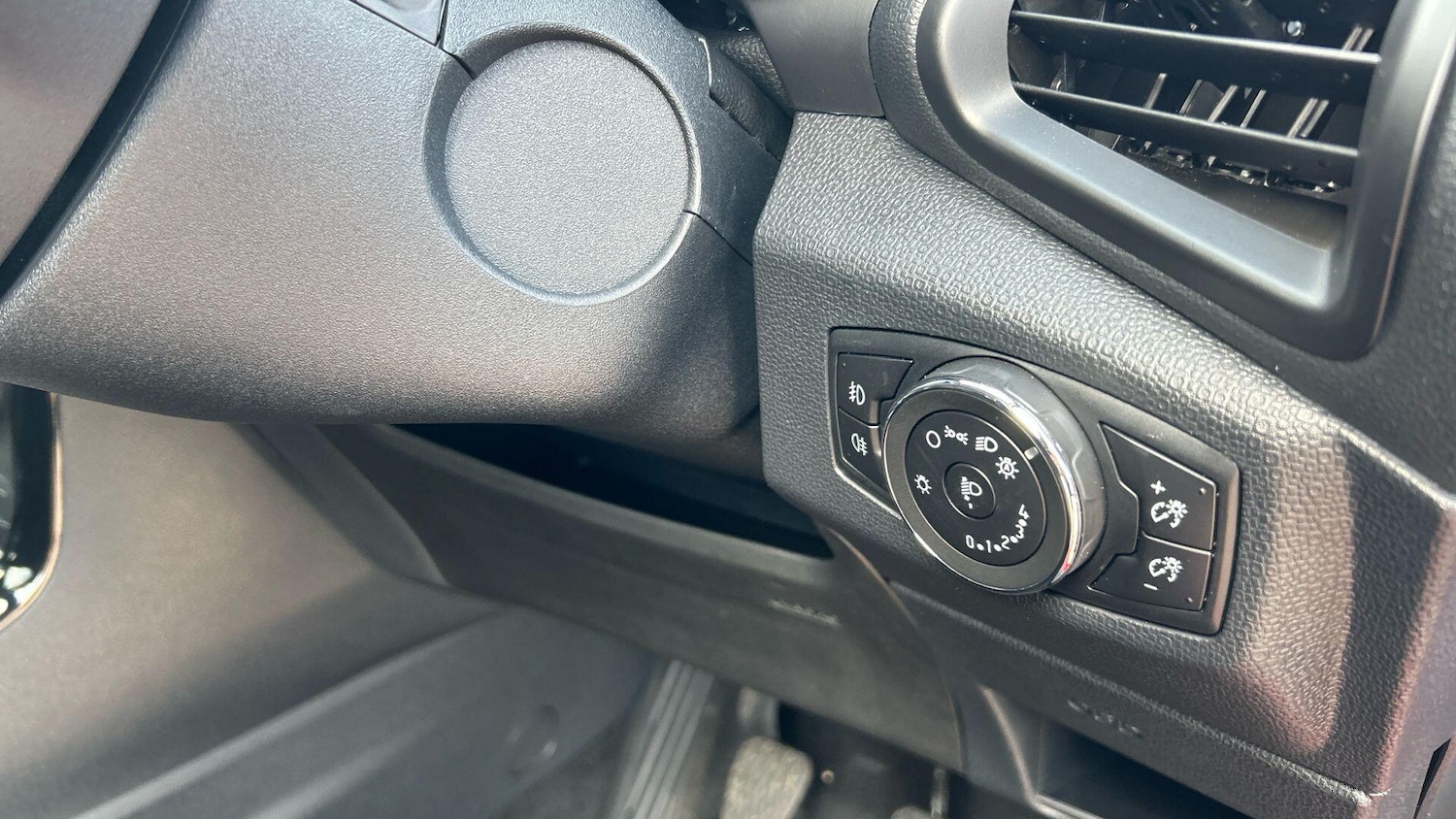 Used Ford Ecosport 2023 for sale - 76002370: Photo 40