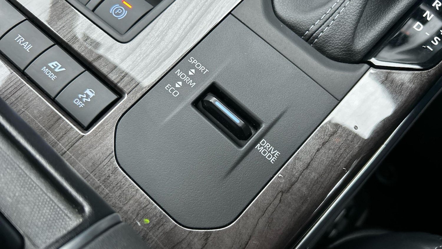 Used Toyota Highlander 2022 for sale - 76659248: Photo 35