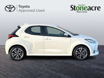 Used Toyota Yaris 2024 for sale - 77424641: Photo