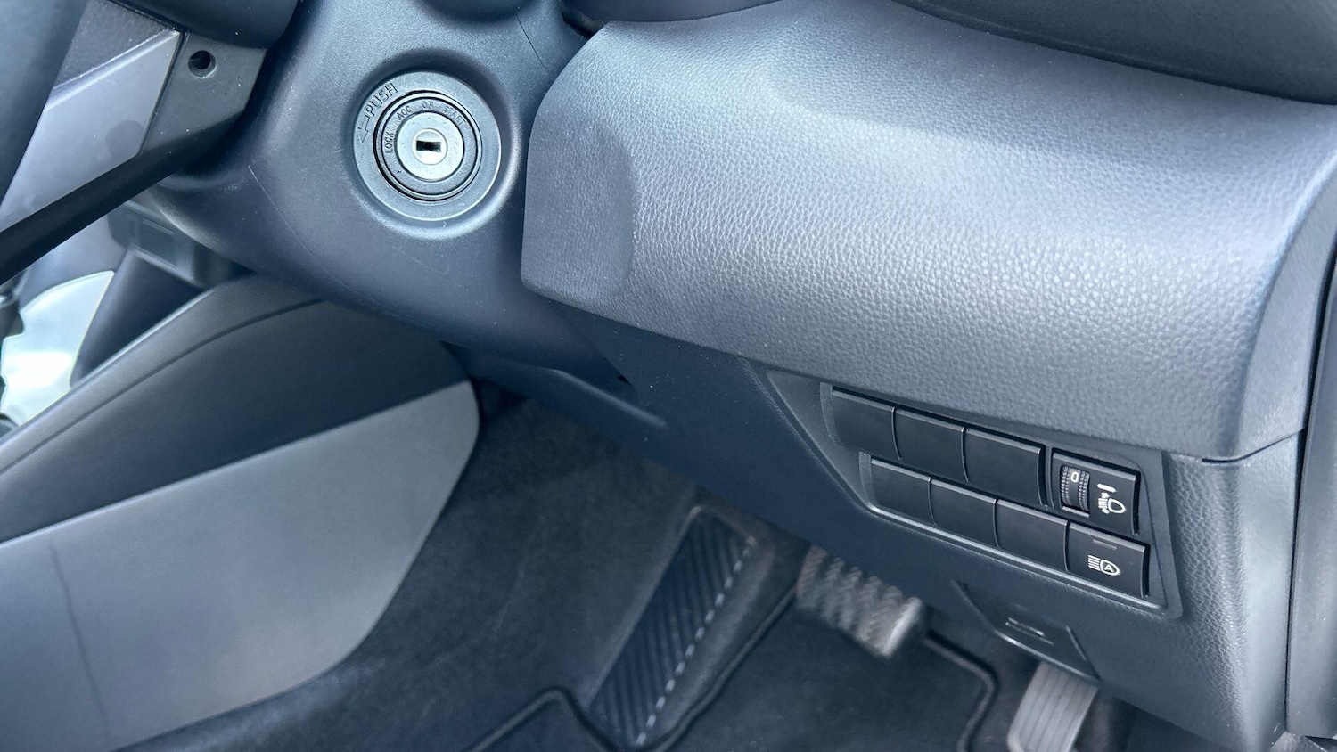 Used Toyota Yaris 2024 for sale - 77424641: Photo 37