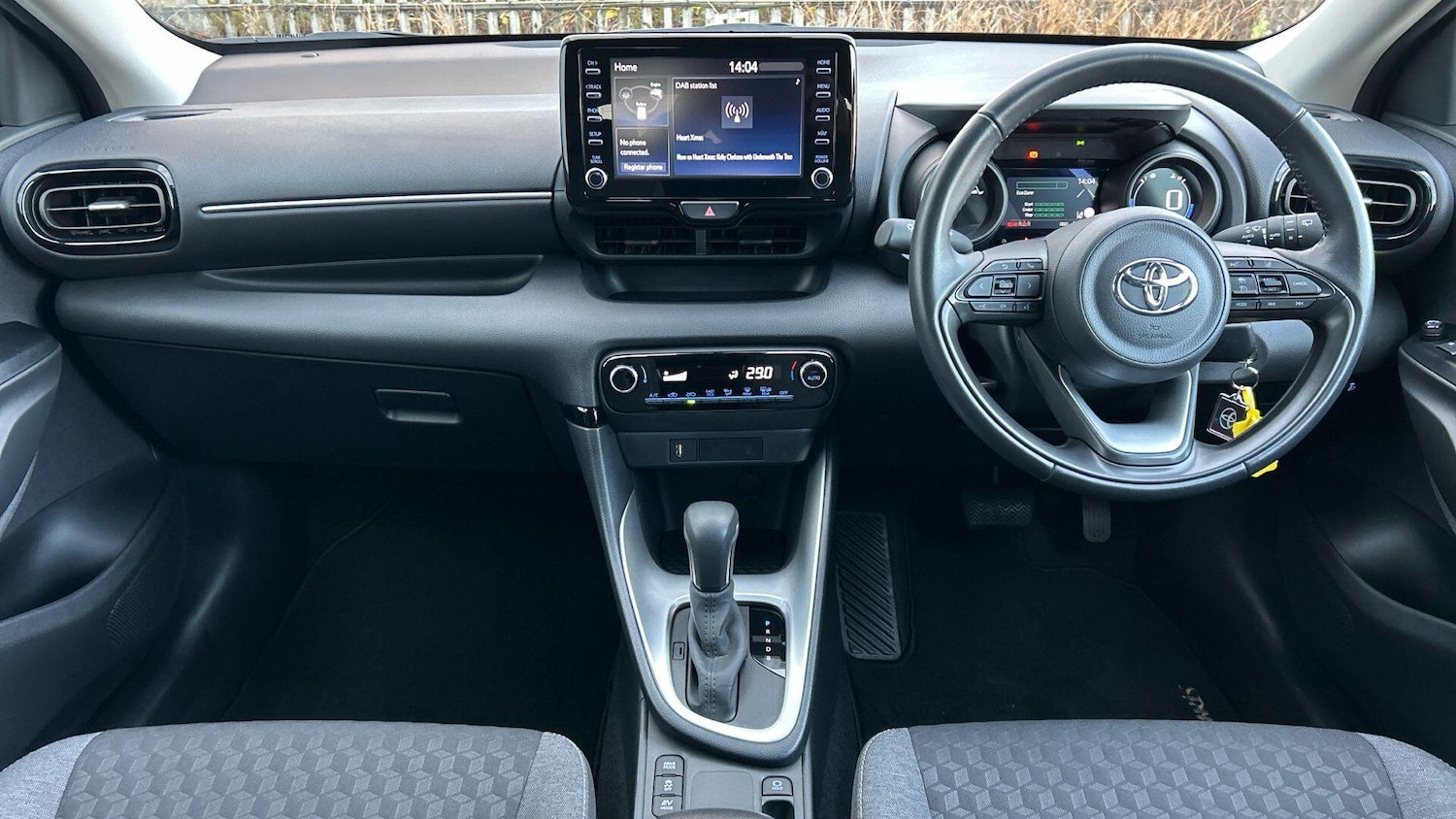 Used Toyota Yaris 2024 for sale - 77424641: Photo 9