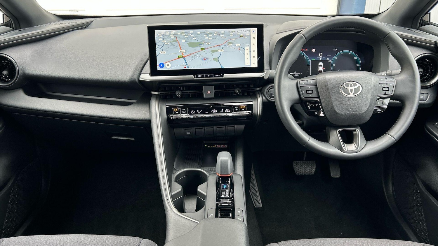 Used Toyota C-HR 2024 for sale - 76370162: Photo 11