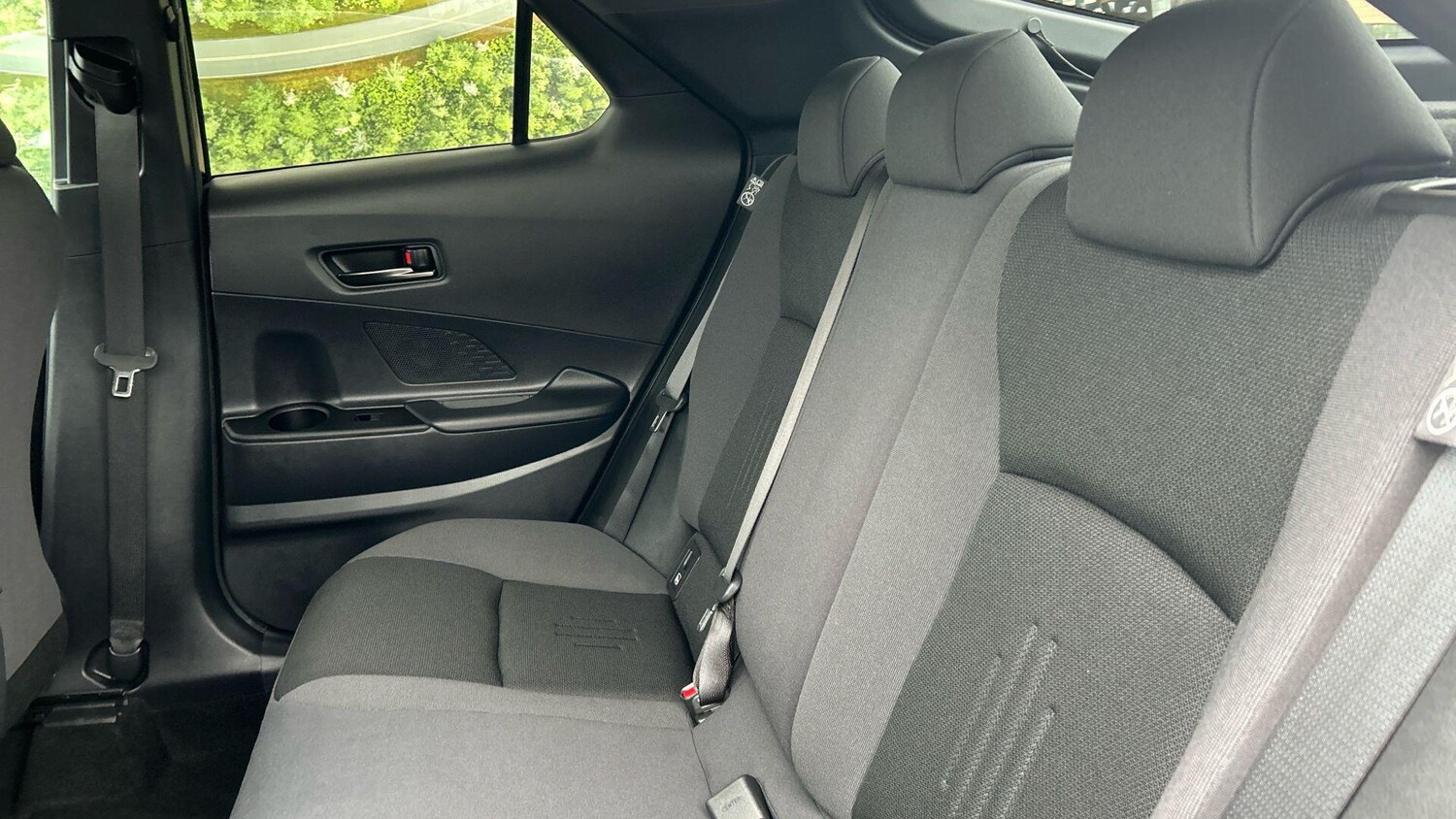 Used Toyota C-HR 2024 for sale - 76370162: Photo 19