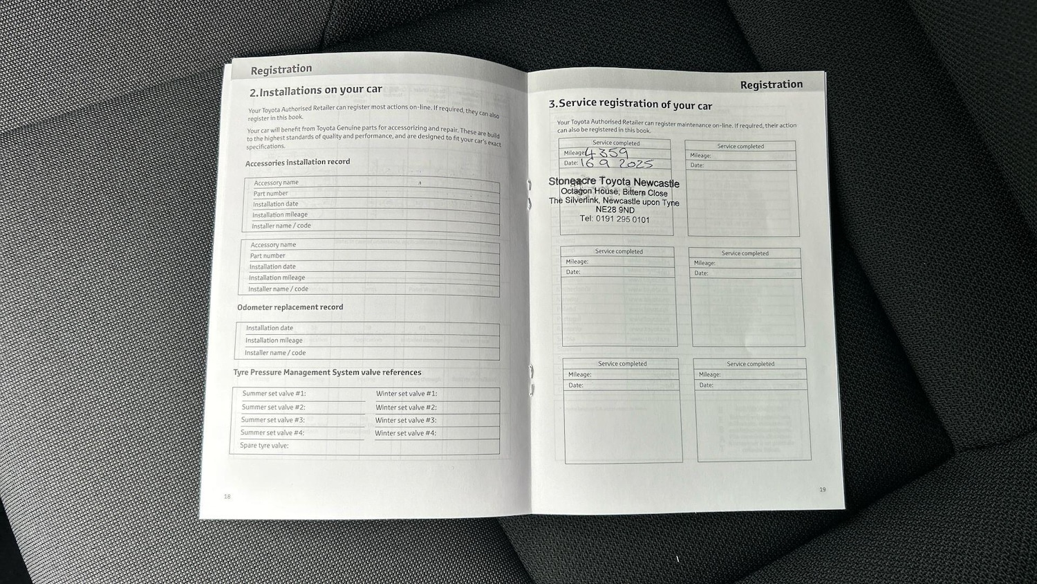 Used Toyota C-HR 2024 for sale - 76370162: Photo 23