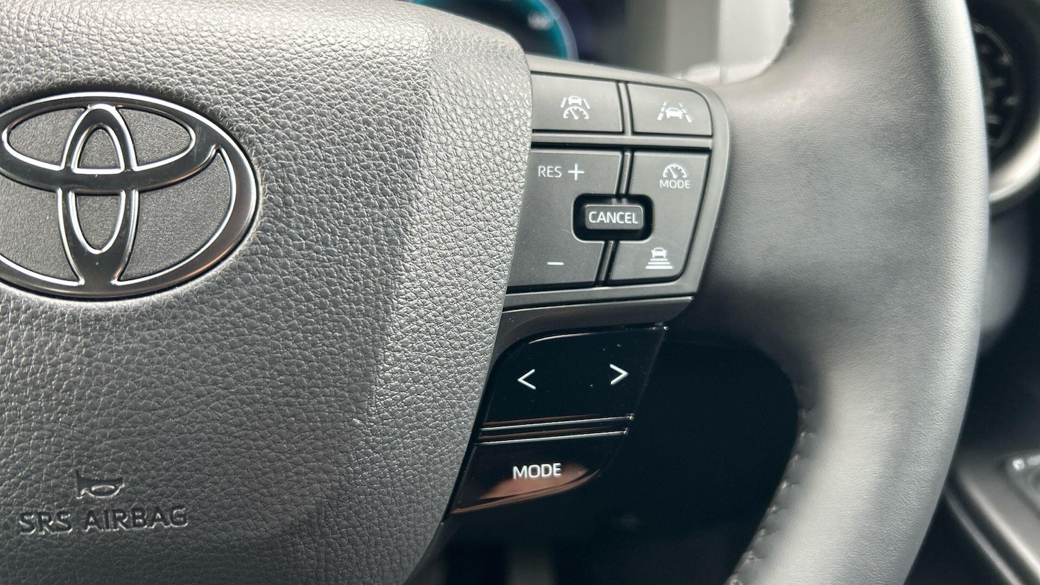 Used Toyota C-HR 2024 for sale - 76370162: Photo 40