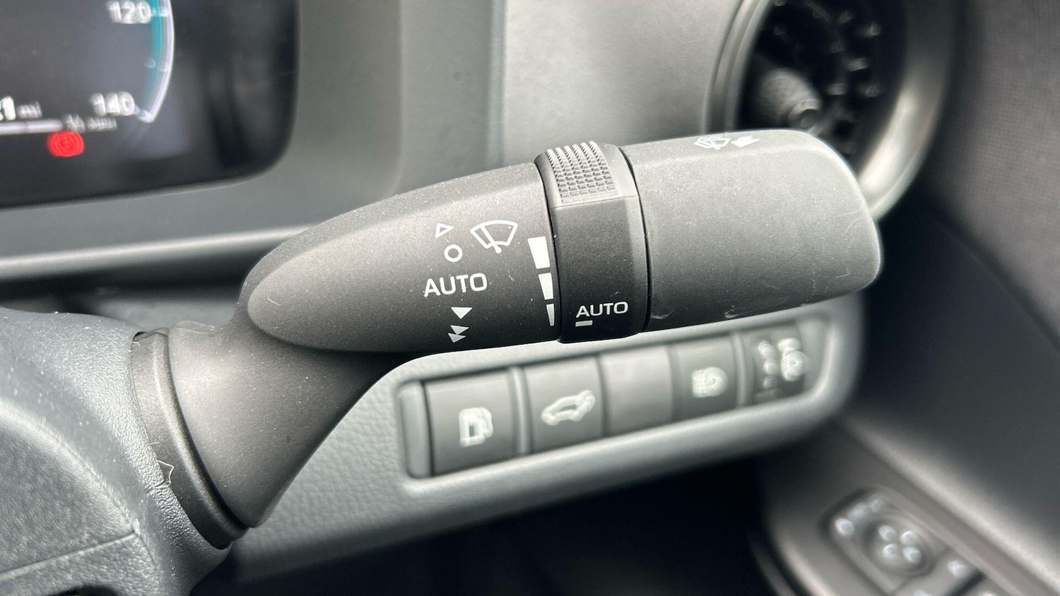 Used Toyota C-HR 2024 for sale - 76370162: Photo 41