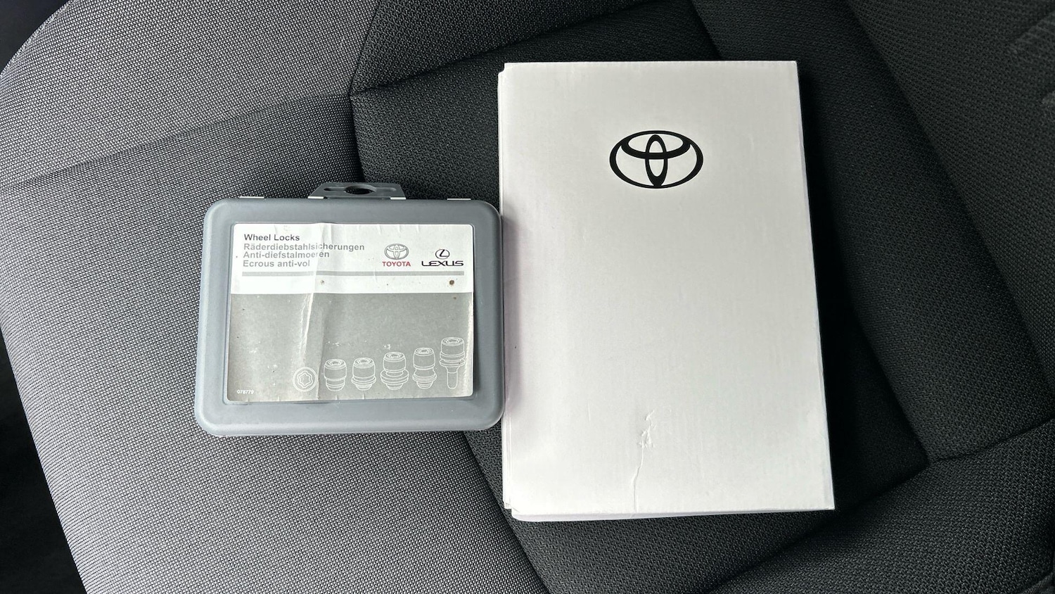 Used Toyota C-HR 2024 for sale - 76370162: Photo 48