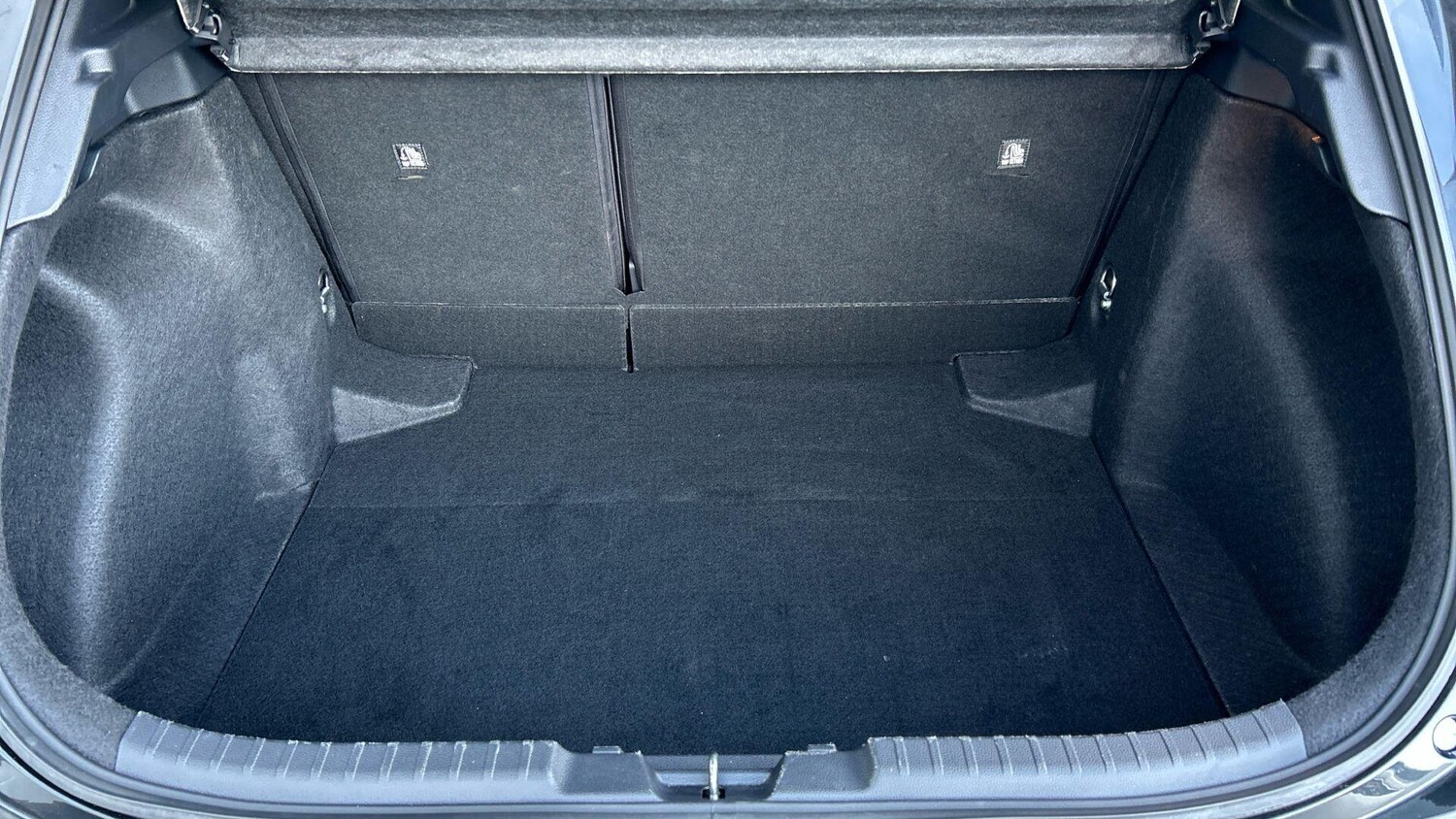 Used Toyota Corolla for sale - 77657990: Photo 18