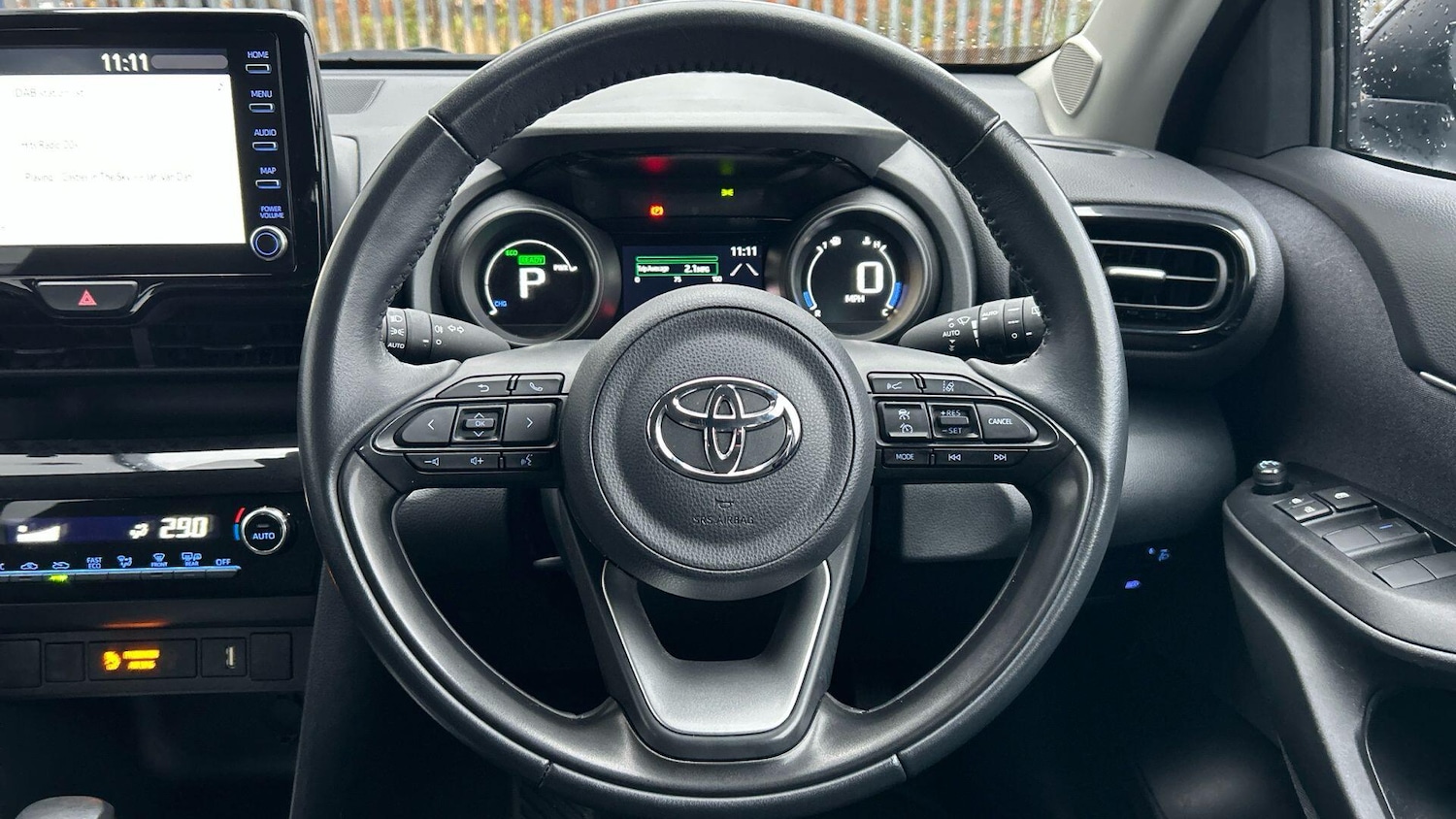 Used Toyota Yaris Cross 2023 for sale - 77253802: Photo 12