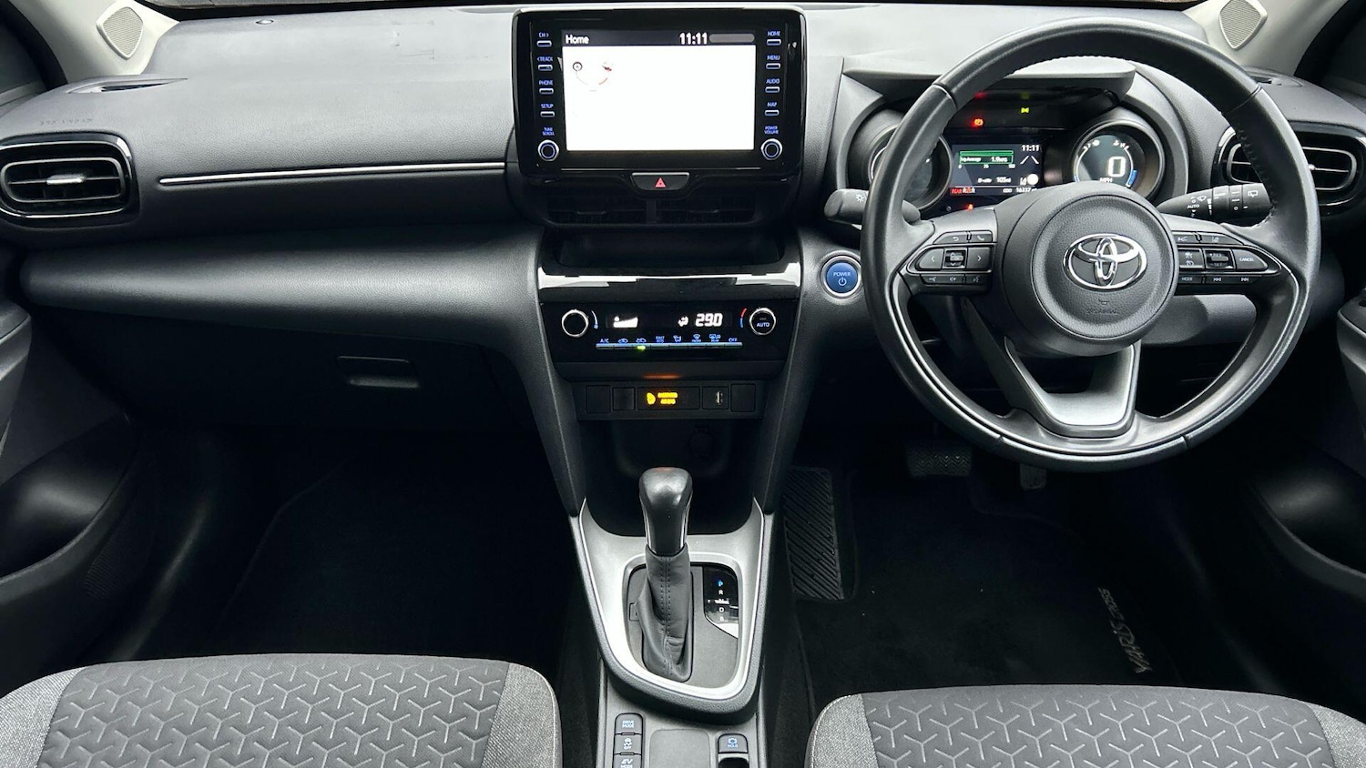 Used Toyota Yaris Cross 2023 for sale - 77253802: Photo 9