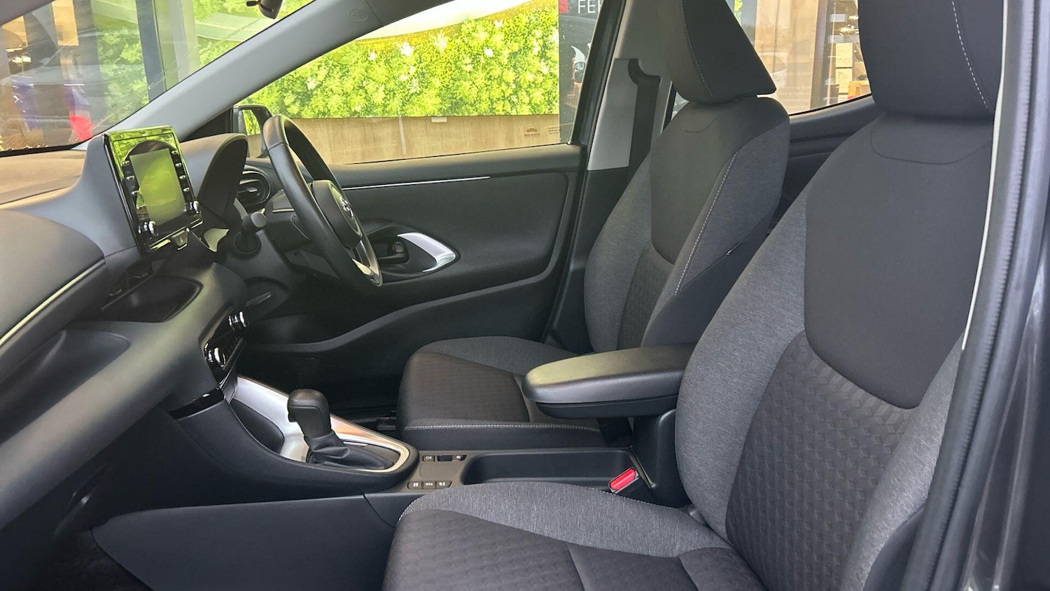 Used Toyota Yaris for sale - 78136182: Photo 14