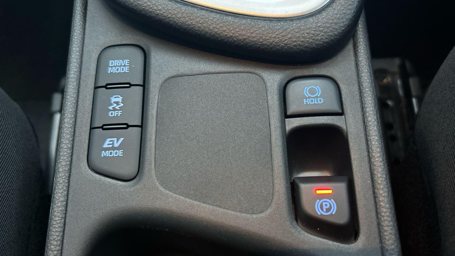 Used Toyota Yaris for sale - 78136182: Photo 32