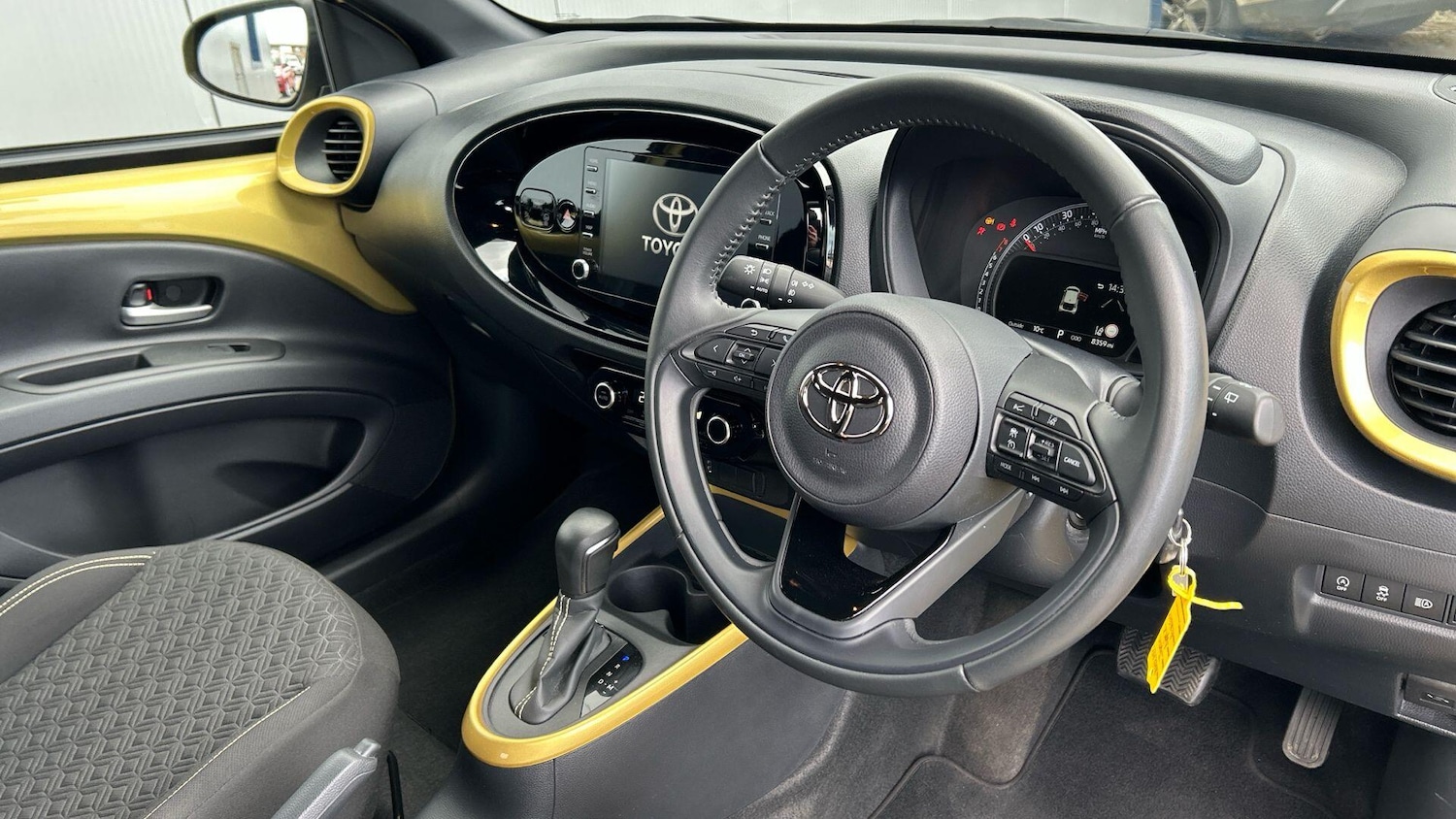 Used Toyota Aygo X 2023 for sale - 78047065: Photo 10