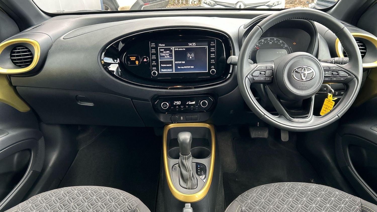 Used Toyota Aygo X 2023 for sale - 78047065: Photo 9