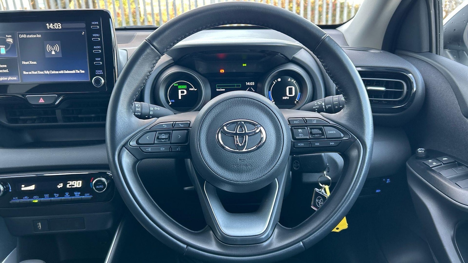 Used Toyota Yaris 2024 for sale - 77238103: Photo 12