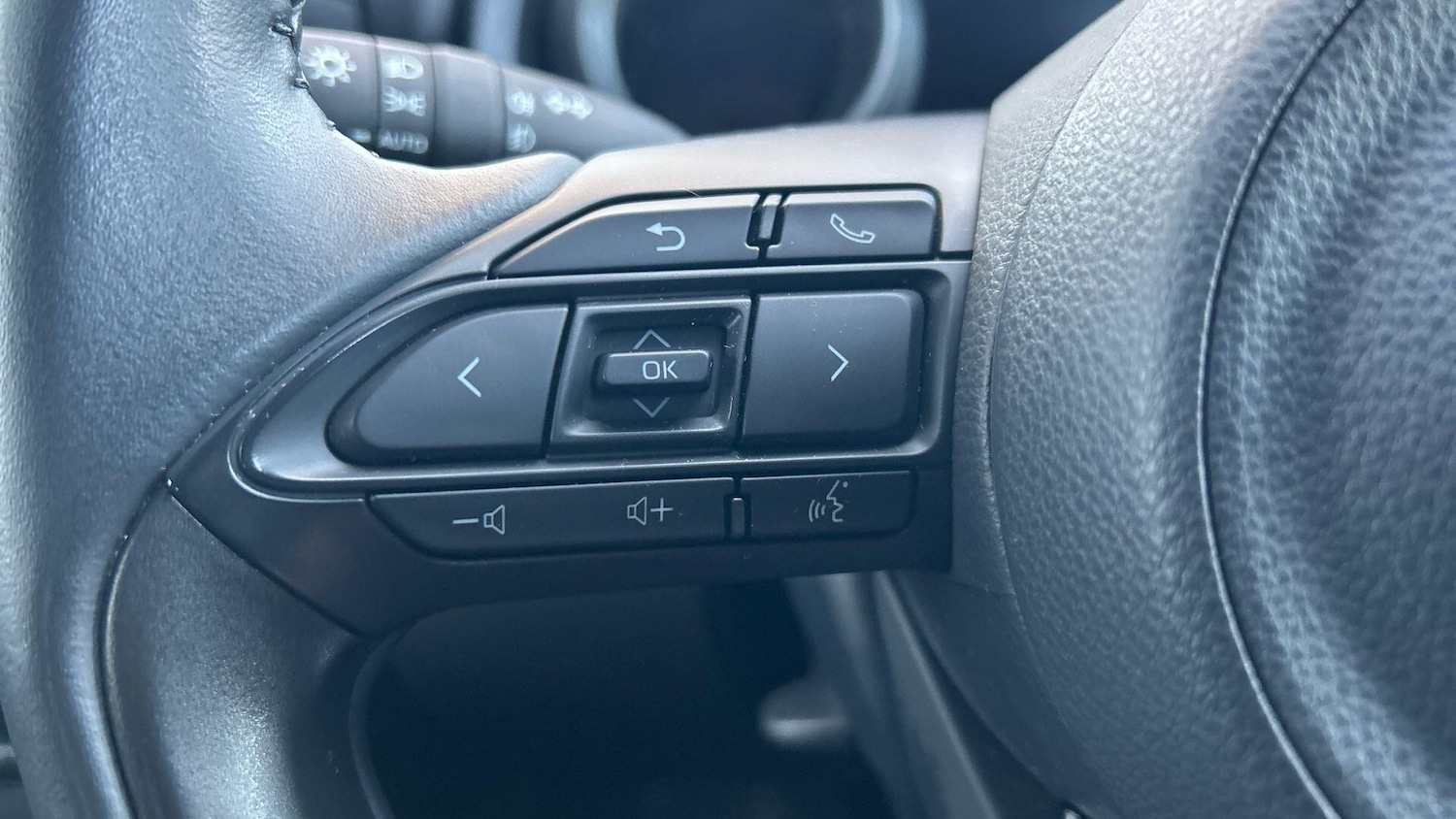 Used Toyota Yaris 2024 for sale - 77238103: Photo 33