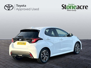 Used Toyota Yaris 2024 for sale - 77238103: Photo